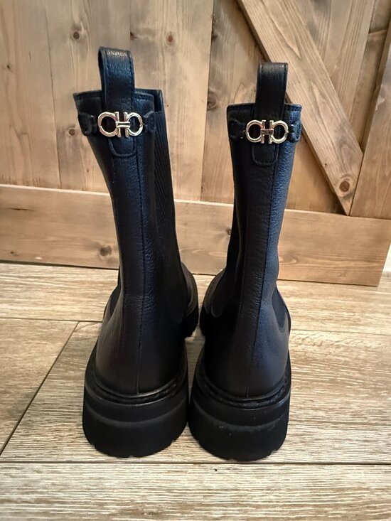 Salvatore Ferragamo Shoes - Salvatore Ferragamo Black Oderico Chelsea Boots 9.5 C